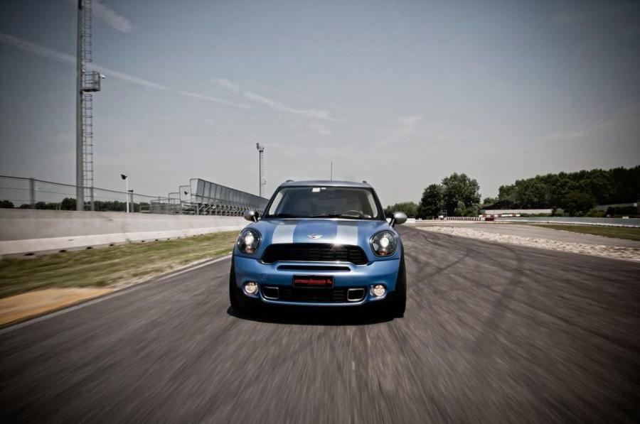  Mini Cooper Countryman Anniversario by Romeo Ferraris 2011 года  (фото 19 из 20)